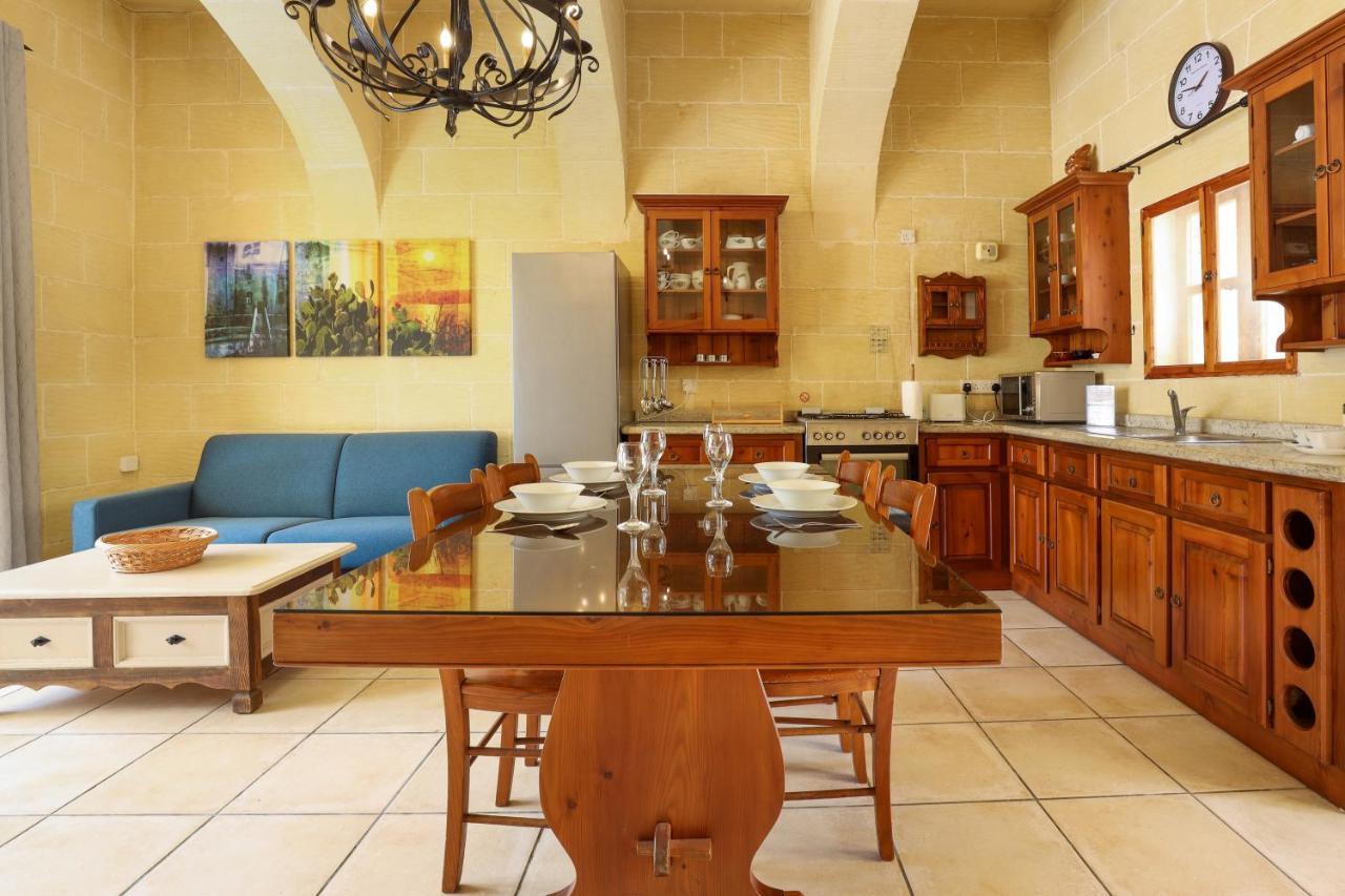 Superb Maltese Farmhouse With Private Pool Victoria Exterior foto