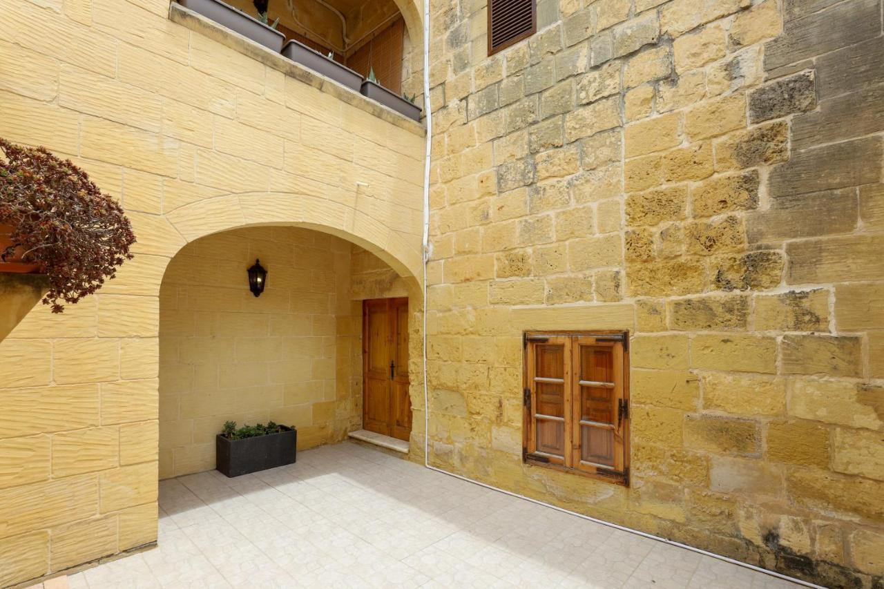 Superb Maltese Farmhouse With Private Pool Victoria Exterior foto